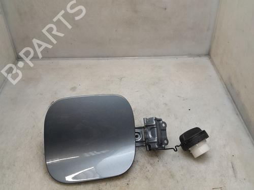 fuel-flap-toyota-c-hr-_x1_-2016-31820185 main image