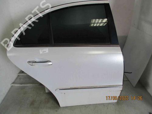 Used Right rear door MERCEDES-BENZ E-CLASS (W211) E 220 CDI (211.006) (150 hp) 24010509