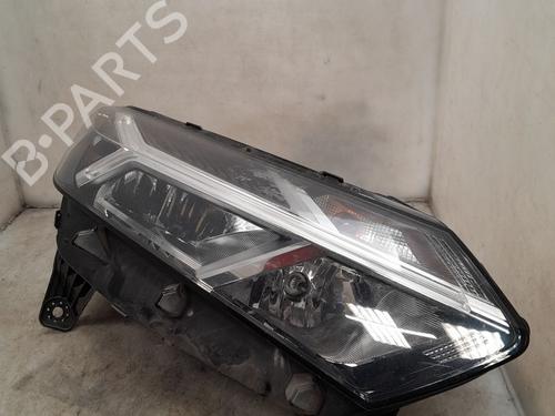 Used Right headlight Right headlight DACIA SANDERO III 1.0 TCe 100 ECO-G (101 hp) 36479726 36479726