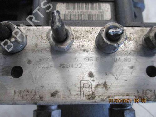 Used ABS pump PEUGEOT 308 SW I (4E_, 4H_) [2007-2014]  19737648