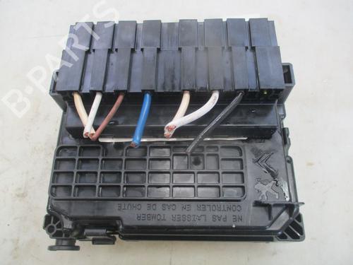 Fuse box CITROËN C3 II (SC_) 1.6 BlueHDi 100 | BP37185394E1 - Image 6
