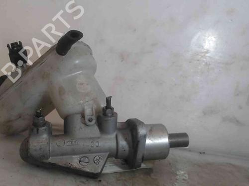 Used Brake master cylinder RENAULT TWINGO II (CN0_) 1.5 dCi (CN0E) (64 hp) 19734639