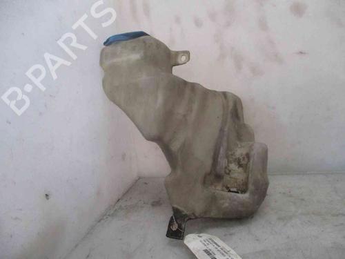 Used Windscreen washer tank VW PASSAT B5 (3B2) 1.9 TDI (90 hp) 24010082