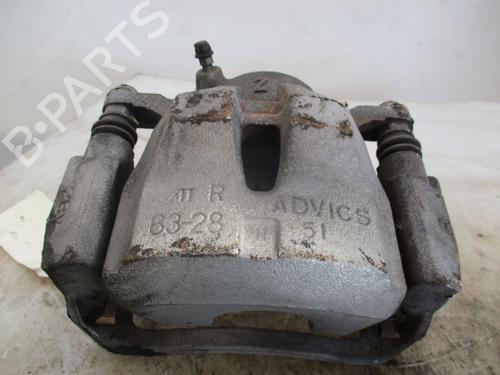 Used Right front brake caliper TOYOTA AURIS (_E18_) 1.6 (ZRE181_, ZRE185_, ZRE185R, ZRE181R) (132 hp) 26162778