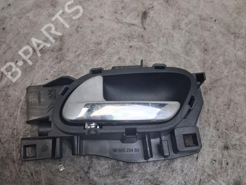Used Front left interior door handle Front left interior door handle 39452287 39452287