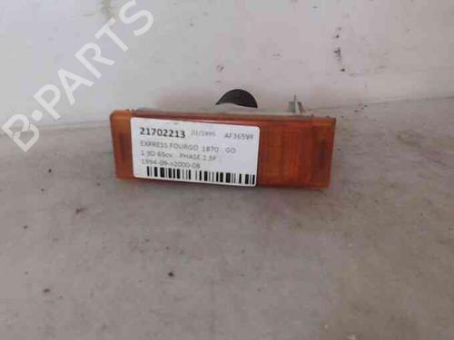 Used Right front indicator RENAULT RAPID Box Body/MPV (F40_, G40_) 1.0 (37 hp) 20204056