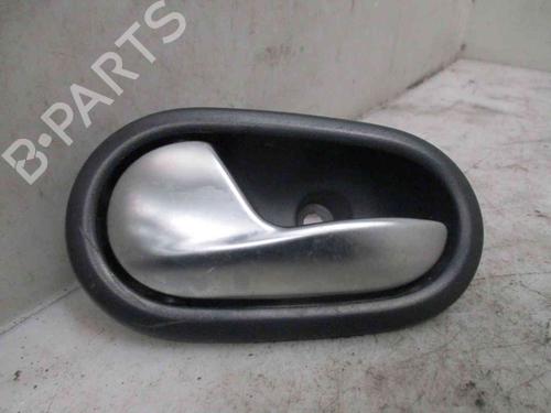 Venstre bagtil invendig håndtag DACIA SANDERO II TCe 90 (B8M1, B8MA, B8AC) (90 hp) 26629884