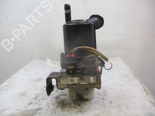 Used Steering pump CITROËN C4 I (LC_) 1.6 HDi (90 hp) 31820252