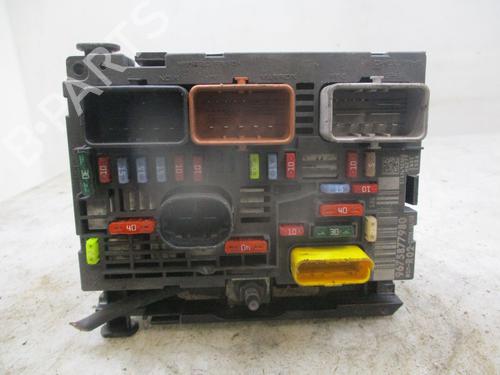 Used Fuse box PEUGEOT 3008 I MPV (0U_) 1.6 HDi (112 hp) 30187184
