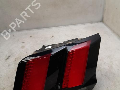 Feu de coffre droit PEUGEOT 3008 II SUV (MC_, MR_, MJ_, M4_) 1.5 BlueHDi 130 (131 hp) 31910824