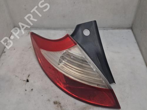 Achterlicht links Achterlicht links RENAULT MEGANE III Hatchback (BZ0/1_, B3_) 1.5 dCi (BZ09, BZ0D, BZ1W, BZ29, BZ14) (110 hp) 39936636 39936636