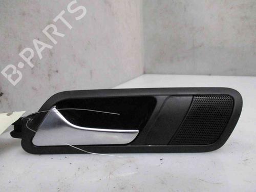 Venstre bak invendig håndtak VW PASSAT B6 (3C2) 2.0 TDI 16V (140 hp) 26623320