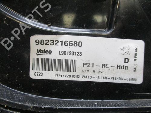 Right taillight PEUGEOT 208 II (UB_, UP_, UW_, UJ_) 1.2 PureTech 100 | BP24971672C35 