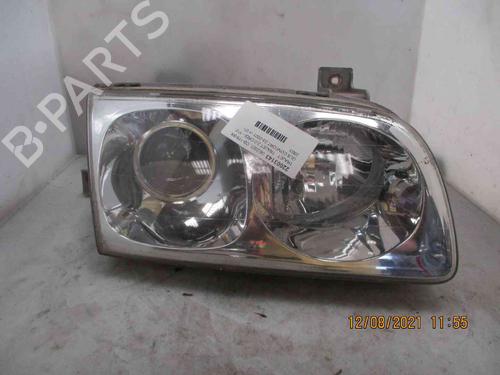 Used Right headlight HYUNDAI TRAJET (FO) 2.0 CRDi (113 hp) 19737027