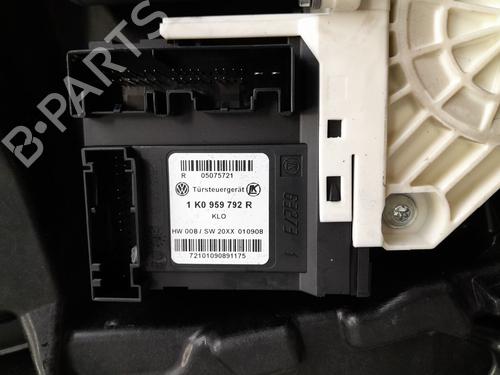 Front right window mechanism VW GOLF VI (5K1) 2.0 TDI | BP29293549C23 