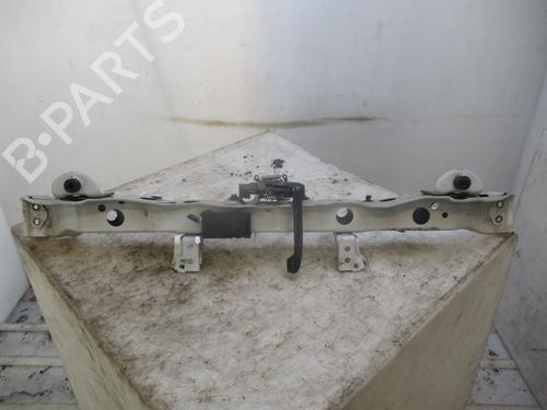 Crossmember TOYOTA YARIS (_P13_) 1.5 Hybrid (NHP130_) | BP24971253C162 