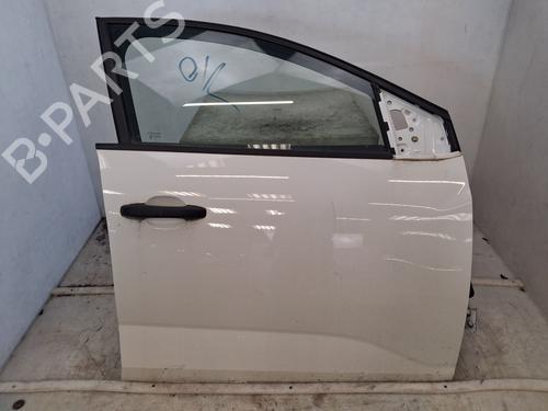 Used Right front door Right front door 37037860 37037860