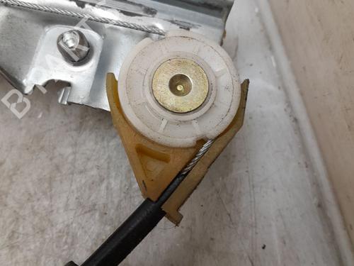 Vindusheismekanisme venstre foran PEUGEOT 206 Hatchback (2A/C) 1.4 HDi eco 70 | BP28483829C22 