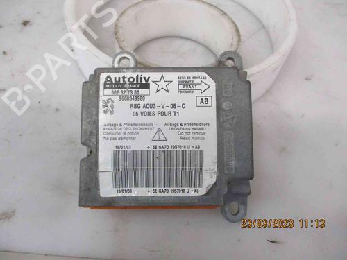 Airbag module RENAULT 19 I Chamade (L53_) 1.2 (54 hp) 24012441