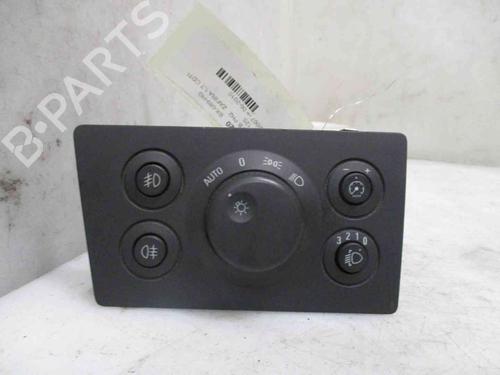 Used Headlight switch OPEL ZAFIRA / ZAFIRA FAMILY B (A05) 1.7 CDTI (M75) (125 hp) 26629327