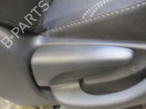 Right front seat TOYOTA YARIS (_P13_) 1.5 Hybrid (NHP130_) | BP24971265C16