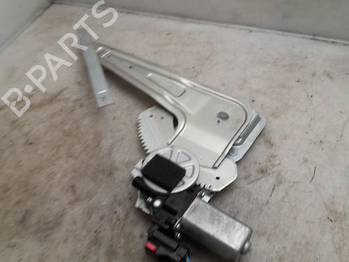 rudehejsemekanisme-hjre-bagtil-dacia-spring-2020-32714757 main image