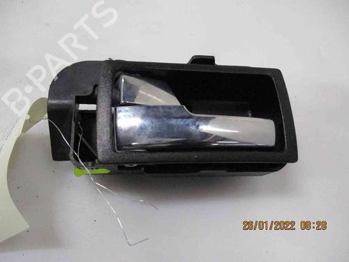 Venstre bak invendig håndtak FORD MONDEO III (B5Y) 2.0 16V TDDi / TDCi (115 hp) 26622254