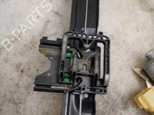 Rear right window mechanism LAND ROVER RANGE ROVER IV (L405) 3.0 SDV6 4x4 | BP32332099C25