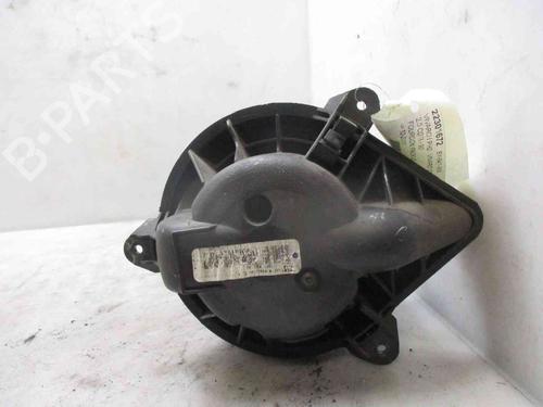 Used Heater blower motor OPEL VIVARO A Van (X83) 2.0 CDTI (F7) (90 hp) 26631575