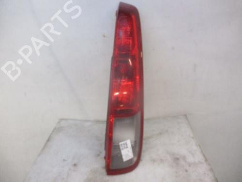 Used Right taillight NISSAN X-TRAIL I (T30) 2.2 Di 4x4 (114 hp) 24013519