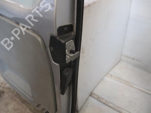 Right tailgate OPEL VIVARO A Bus (X83) 2.5 CDTI (F7, J7, A07) | BP25019532C77 