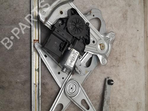 Rudehejsemekanisme Højre foran RENAULT MEGANE III Hatchback (BZ0/1_, B3_) 1.5 dCi (BZ09, BZ0D, BZ1W, BZ29, BZ14) (110 hp) 28483873