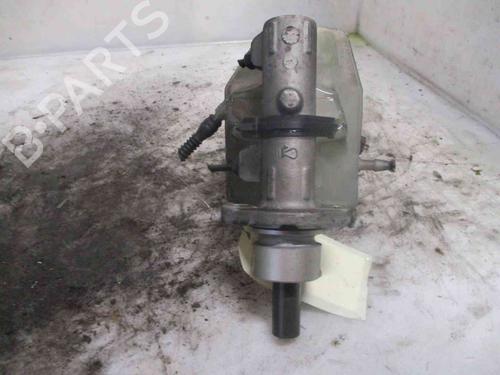 Brake master cylinder PEUGEOT 406 (8B) 2.0 HDI 110 | BP19734910M77 