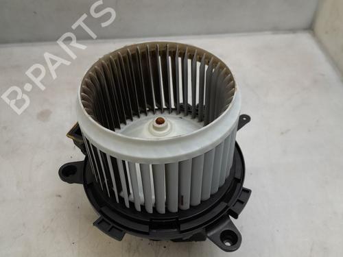 Used Heater blower motor PEUGEOT 3008 II SUV (MC_, MR_, MJ_, M4_) [2016-2025]  30949182
