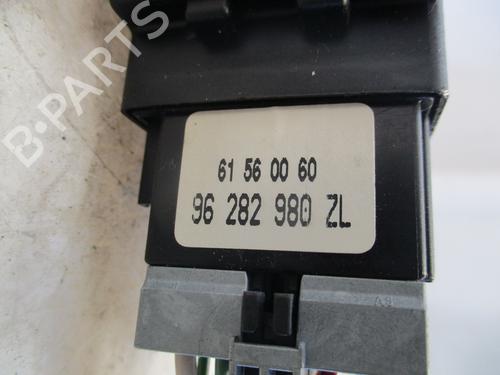Headlight switch PEUGEOT 106 II (1A_, 1C_) 1.1 i | BP27289322I24 