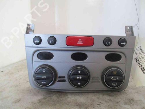 AC Styreenhet / Manøvreringsenhet ALFA ROMEO 147 (937_) 1.6 16V T.SPARK ECO (937.AXA1A, 937.BXA1A) (105 hp) 24007309