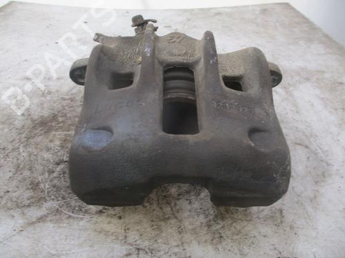 Højre bremsekaliber foran PEUGEOT 406 Coupe (8C) 2.2 HDI (133 hp) 28966192