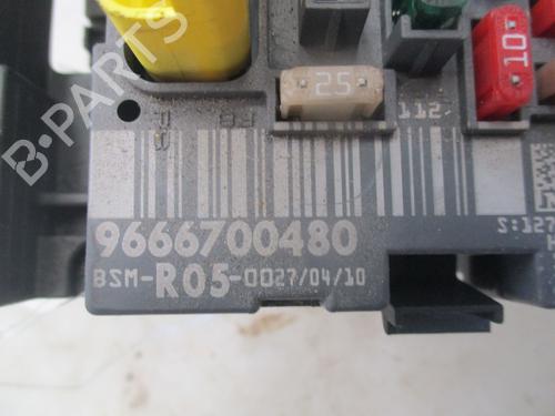Fuse box CITROËN C4 I (LC_) 1.6 HDi | BP37185390E1 - Image 2