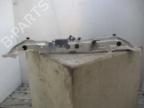 Used Crossmember TOYOTA YARIS (_P13_) 1.5 Hybrid (NHP130_) (101 hp) 24971253