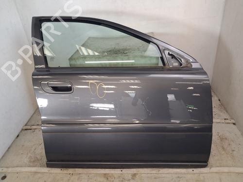 Used Right front door Right front door 37082744 37082744
