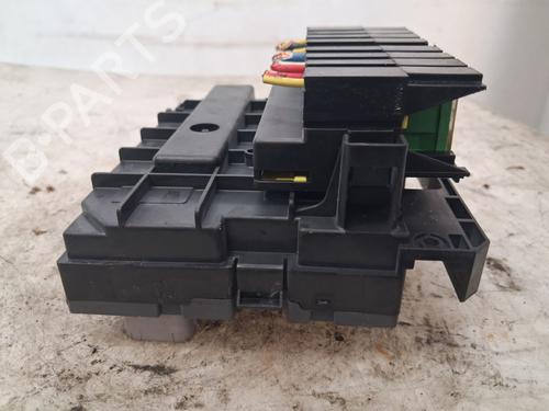 Fuse box PEUGEOT 308 CC (4B_) 2.0 HDi (4BRHRH, 4BRHRJ) | BP37478838E1 - Image 2