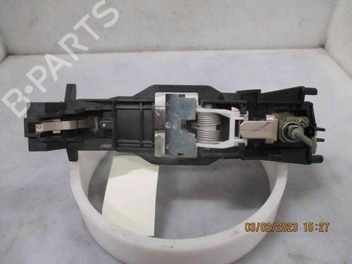 Used Front left exterior door handle MERCEDES-BENZ E-CLASS (W211) E 240 (211.061) (177 hp) 24012172