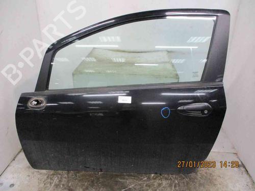 Used Left front door FIAT GRANDE PUNTO (199_) 1.3 D Multijet (75 hp) 26629412