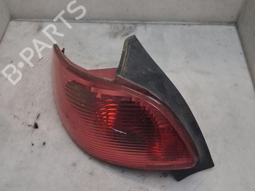 Achterlicht links Achterlicht links PEUGEOT 206 Hatchback (2A/C) 1.4 HDi eco 70 (68 hp) 39936646 39936646