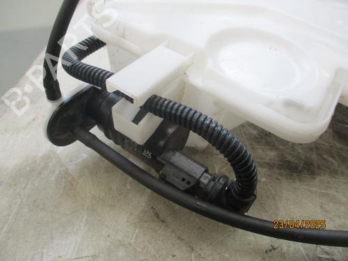 Windscreen washer tank PEUGEOT 3008 II SUV (MC_, MR_, MJ_, M4_) 1.5 BlueHDi 130 | BP25377889C113