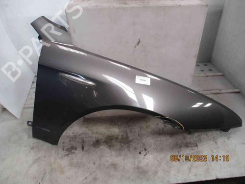 Used Right front fenders ALFA ROMEO 159 (939_) 2.4 JTDM (939AXD) (210 hp) 26629959