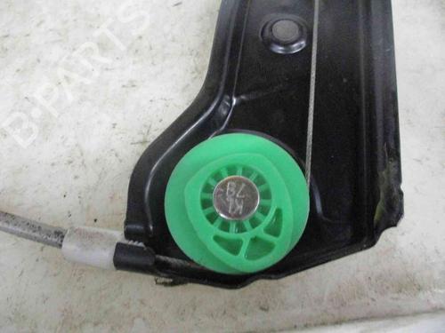 Front left window mechanism BMW 1 (E87) 120 d | BP26624301C22