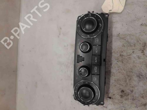 Climate control MERCEDES-BENZ C-CLASS (W203) C 200 CDI (203.004) A2038304485 A2038304485