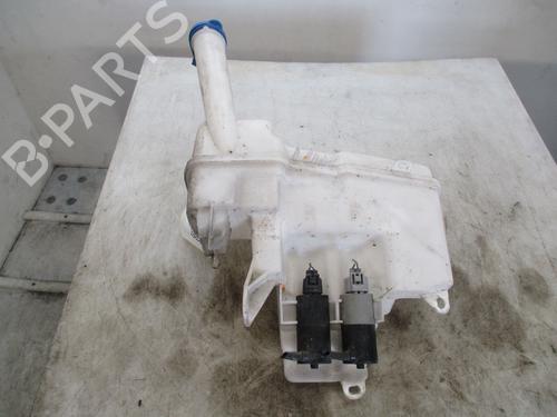 Used Windscreen washer tank PEUGEOT 108 1.2 (82 hp) 27167743