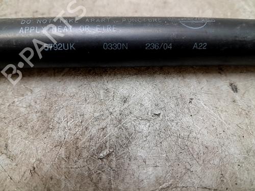 Used Tailgate lift support NISSAN MICRA III (K12) 1.5 dCi (65 hp) 24013550